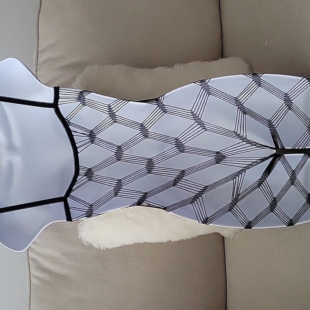 NWOT Big Diamond Body Stockings - Picture 3 of 4